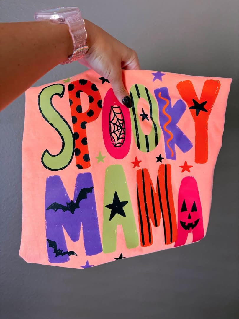 Spooky mama tee