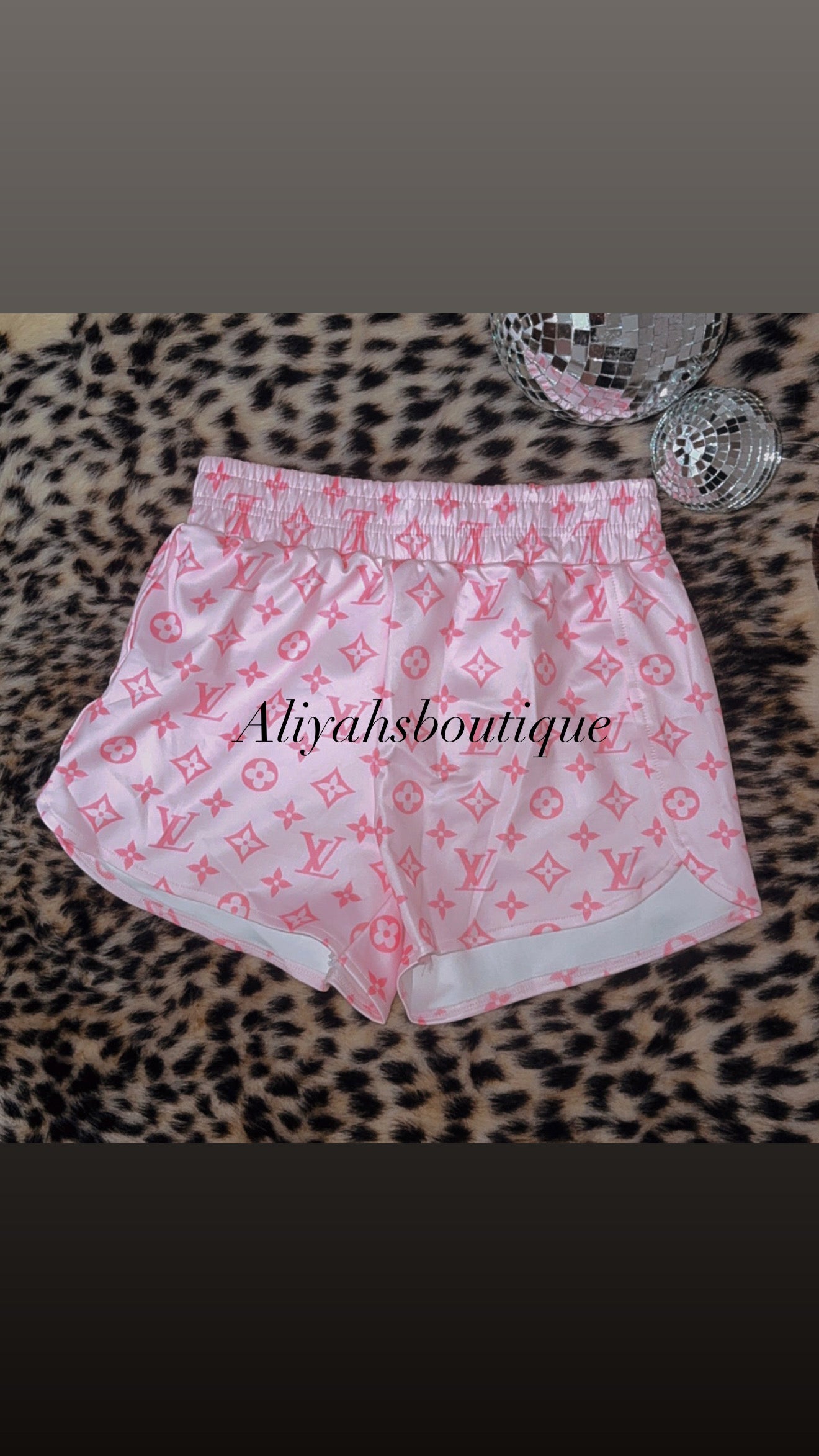 EXCLUSIVE boujee shorts