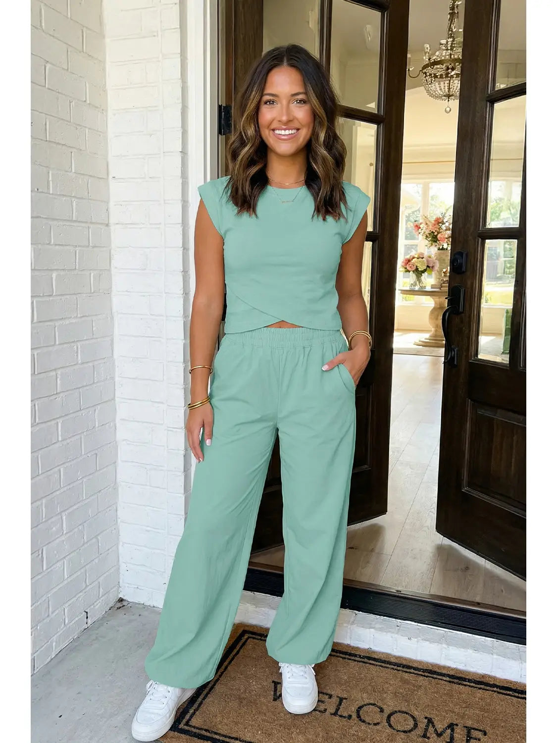 Solid Color Cropped Tank Top and Jogger Pants Set